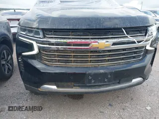 2021 Chevrolet Tahoe LT z VIN 1GNSCNKD5MR282271, wystawiony jako IAAI lot #42705493 z przebiegiem 68 280 mil mil oraz . Historia ofert i sprzedaży dostępna na DreamBid. Obrazek 17.