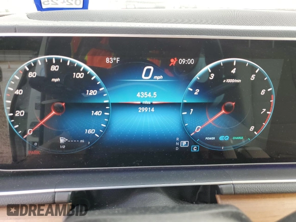 2021 Mercedes-Benz GLS 450 with VIN 4JGFF5KE1MA390679, listed as a Copart auction lot 61058304 with 29,914 mi miles and Salvage Title. Bid and sale history available at DreamBid. Image 9.