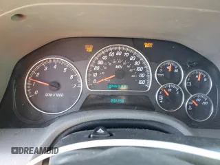 2004 GMC Envoy SLE with VIN 1GKDS13S542324252, listed as a Copart auction lot 48667895 with 206,206 mi miles and Salvage Title. Bid and sale history available at carsss.com. Image 9.