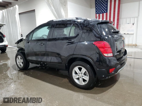 2022 Chevrolet Trax LT with VIN KL7CJPSM0NB565926, listed as a Copart auction lot 45895265 with 13,398 mi miles and Salvage Title. Bid and sale history available at DreamBid. Image 2.