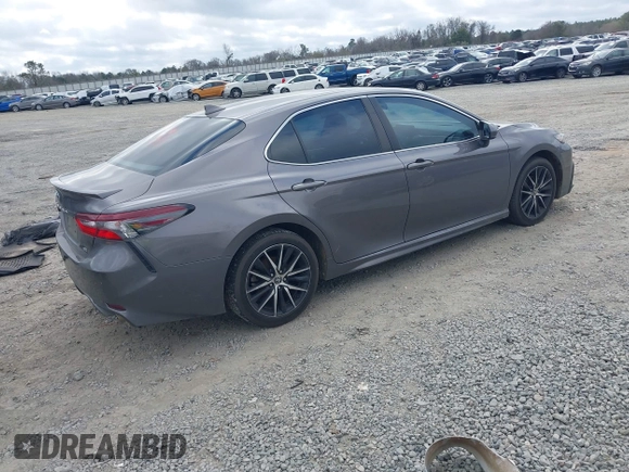 2021 Toyota Camry SE Nightshade with VIN 4T1G11AK4MU459186, listed as a IAAI auction lot 41557908 with 93,317 mi miles. Bid and sale history available at carsss.com. Image 4.