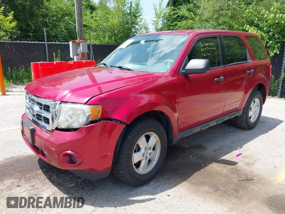 2009 Ford Escape XLS z VIN 1FMCU02799KA20370, wystawiony jako IAAI lot #42811109 z przebiegiem 195 451 mil mil oraz . Historia ofert i sprzedaży dostępna na DreamBid. Obrazek 2.