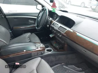 2008 BMW 7 Series 750Li with VIN WBAHN83568DT78271, listed as a IAAI auction lot 42048031 with 160,065 mi miles and . Bid and sale history available at carsss.com. Image 5.