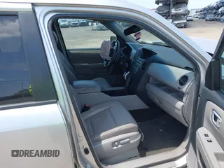 2011 Honda Pilot EX-L with VIN 5FNYF4H54BB099550, listed as a IAAI auction lot 42107327 with 217,050 mi miles and . Bid and sale history available at carsss.com. Image 5.
