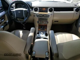2016 Land Rover LR4 HSE with VIN SALAG2V68GA801524, listed as a Copart auction lot 56188395 with 110,778 mi miles and Salvage title. Bid and sale history available at DreamBid. Image 8.