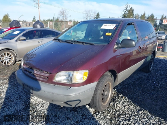 1999 Toyota Sienna CE with VIN 4T3ZF19C0XU151077, listed as a IAAI auction lot 41692028 with 1 mi miles. Bid and sale history available at carsss.com. Image 16.