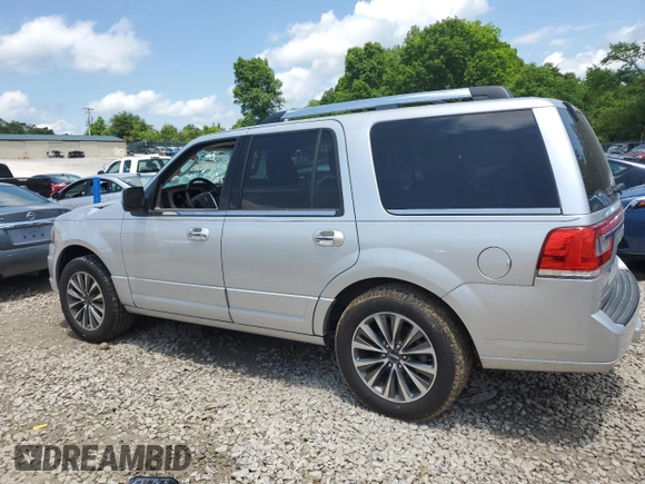 2016 Lincoln Navigator Select z VIN 5LMJJ2HT8GEL06901, wystawiony jako Copart lot #56497005 z przebiegiem 89 930 mil mil oraz Szkoda całkowita • Salvage title. Historia ofert i sprzedaży dostępna na DreamBid. Obrazek 2.