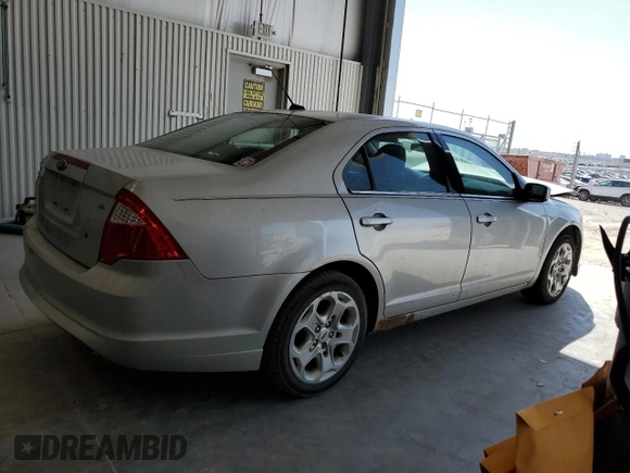 2010 Ford Fusion SE with VIN 3FAHP0HA4AR285577, listed as a Copart auction lot 52862235 with 201,879 mi miles and Salvage Title. Bid and sale history available at carsss.com. Image 3.