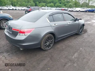 2012 Honda Accord EX-L z VIN 1HGCP3F82CA011928, wystawiony jako IAAI lot #42522409 z przebiegiem 203 181 mil mil oraz . Historia ofert i sprzedaży dostępna na DreamBid. Obrazek 4.