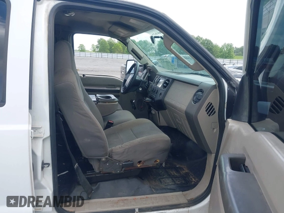 2010 Ford F-250 XL with VIN 1FTSW2BY5AEA60883, listed as a IAAI auction lot 42103121 with 192,094 mi miles and . Bid and sale history available at DreamBid. Image 5.