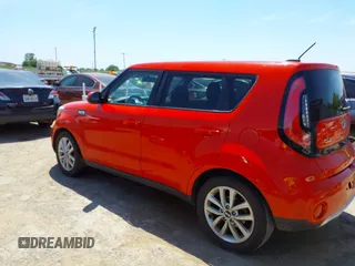 2019 Kia Soul + with VIN KNDJP3A53K7022595, listed as a IAAI auction lot 42045329 with 104,487 mi miles. Bid and sale history available at carsss.com. Image 14.