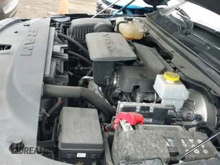 2019 Ram 1500 Big Horn z VIN 1C6RRFFG1KN797649, wystawiony jako IAAI lot #42756085 z przebiegiem 49 018 mil mil oraz . Historia ofert i sprzedaży dostępna na DreamBid. Obrazek 19.