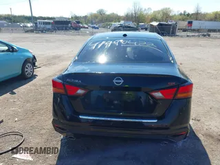 2023 Nissan Altima 2.5 SR with VIN 1N4BL4CV6PN358737, listed as a IAAI auction lot 41990422 with 4,376 mi miles. Bid and sale history available at carsss.com. Image 17.