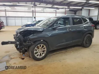 2024 Kia Seltos SX z VIN KNDETCA72R7569043, wystawiony jako Copart lot #49928905 z przebiegiem Nie podano mil oraz Czysty tytuł • Clean title. Historia ofert i sprzedaży dostępna na DreamBid. Obrazek 1.