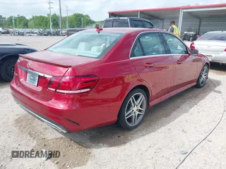2014 Mercedes-Benz E-Class E 350 Sport with VIN WDDHF5KB7EA971128, listed as a IAAI auction lot 41942554 with 80,606 mi miles. Bid and sale history available at carsss.com. Image 4.