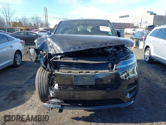 2024 Land Rover Range Rover Sport Dynamic SE with VIN SAL1L9FU0RA402899, listed as a IAAI auction lot 41459896 with 6,307 mi miles and . Bid and sale history available at DreamBid. Image 12.