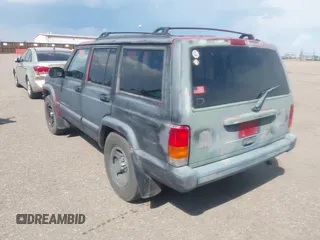 2001 Jeep Cherokee Sport with VIN 1J4FF48S21L624267, listed as a IAAI auction lot 42510524 with 217,209 mi miles and . Bid and sale history available at DreamBid. Image 3.