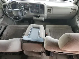 2000 Chevrolet Silverado 1500 LT with VIN 1GCEK19T2YE265861, listed as a Copart auction lot 56941675 with 159,115 mi miles and Salvage Title. Bid and sale history available at DreamBid. Image 8.