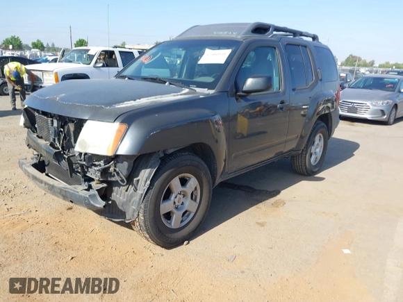 2005 Nissan Xterra SE z VIN 5N1AN08U15C648770, wystawiony jako IAAI lot #42400931 z przebiegiem 224 904 mil mil oraz . Historia ofert i sprzedaży dostępna na DreamBid. Obrazek 2.