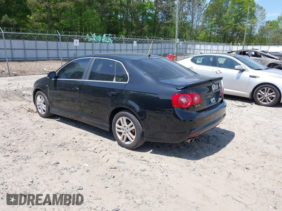 2007 Volkswagen Jetta Wolfsburg Edition с VIN 3VWEF71K07M171963, выставлен на аукционе IAAI как лот 42049655 с пробегом 151 647 миль миль и . История ставок и продаж доступна на DreamBid. Изображение 3.