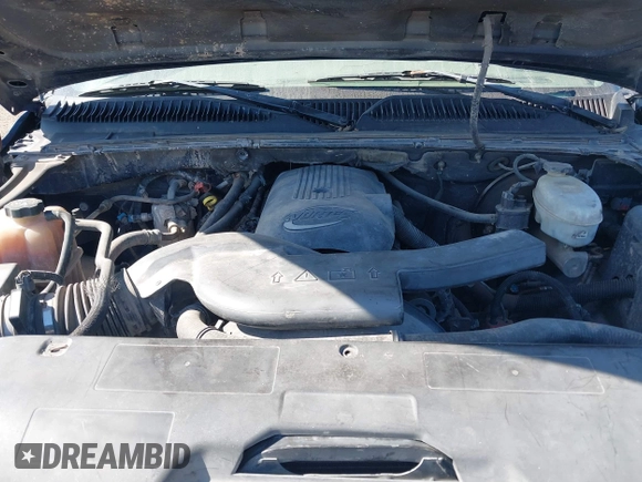 2003 GMC Yukon SLT with VIN 1GKEC13V13R212713, listed as a IAAI auction lot 42015270 with 1 mi miles. Bid and sale history available at carsss.com. Image 10.