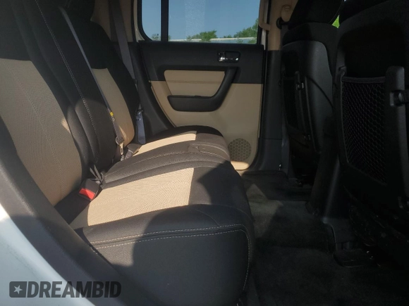 2006 Hummer H3 z VIN 5GTDN136368150535, wystawiony jako Copart lot #59141405 z przebiegiem 102 026 mil mil oraz Czysty tytuł • Clean title. Historia ofert i sprzedaży dostępna na DreamBid. Obrazek 11.