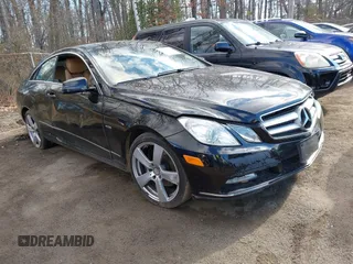 2012 Mercedes-Benz E 350 with VIN WDDKJ5KBXCF140579, listed as a IAAI auction lot 41652236 with 194,746 mi miles and . Bid and sale history available at DreamBid. Image 1.