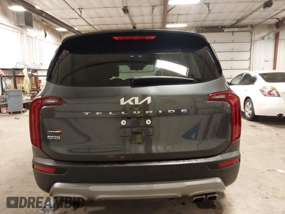 2022 Kia Telluride EX z VIN 5XYP3DHC0NG257513, wystawiony jako IAAI lot #42237366 z przebiegiem 43 936 mil mil oraz . Historia ofert i sprzedaży dostępna na DreamBid. Obrazek 16.