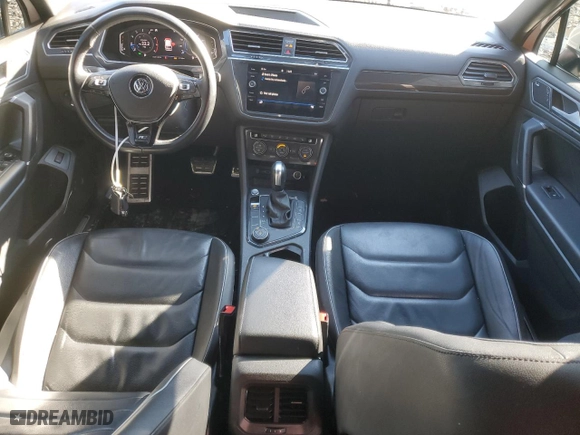 2020 Volkswagen Tiguan SEL Premium R-Line with VIN 3VV4B7AX3LM151191, listed as a Copart auction lot 86322014 with 37,748 mi miles and Salvage Title. Bid and sale history available at carsss.com. Image 8.