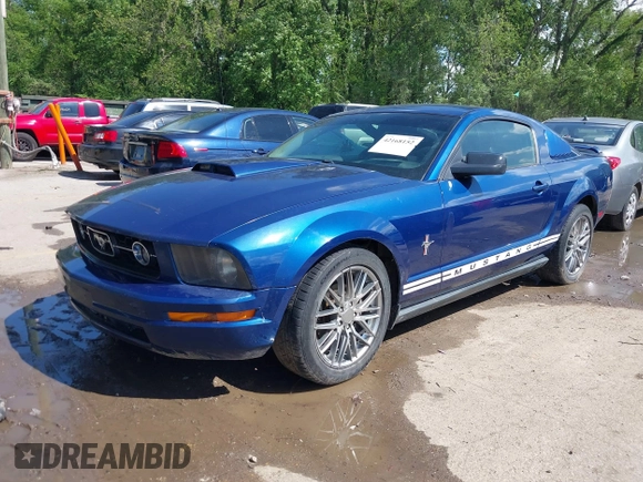 2006 Ford Mustang Standard with VIN 1ZVFT80N565158094, listed as a IAAI auction lot 42168152 with 179,778 mi miles and . Bid and sale history available at DreamBid. Image 17.