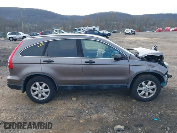 2011 Honda CR-V SE with VIN 5J6RE4H48BL042063, listed as a IAAI auction lot 41985314 with 138,097 mi miles. Bid and sale history available at carsss.com. Image 13.