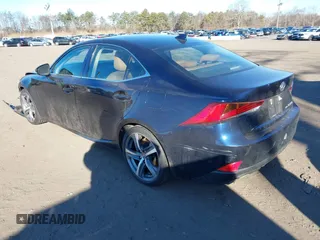 2018 Lexus IS 300 z VIN JTHC81D28J5033645, wystawiony jako IAAI lot #41624783 z przebiegiem 93 694 mil mil oraz . Historia ofert i sprzedaży dostępna na DreamBid. Obrazek 3.