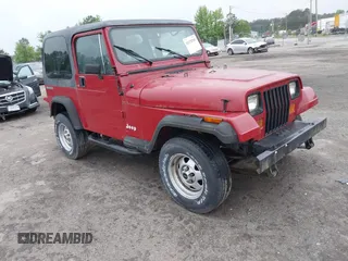 1988 Jeep Wrangler with VIN 2BCCV8111JB512467, listed as a IAAI auction lot 42178705 with 192,720 mi miles and . Bid and sale history available at DreamBid. Image 1.