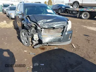 2013 GMC Terrain SLT z VIN 2GKFLXE32D6241248, wystawiony jako IAAI lot #41588759 z przebiegiem 176 116 mil mil oraz . Historia ofert i sprzedaży dostępna na DreamBid. Obrazek 6.