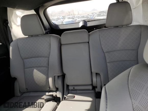 2021 Honda Passport Touring with VIN 5FNYF8H96MB018724, listed as a Copart auction lot 47623155 with 23,520 mi miles and Salvage Title. Bid and sale history available at carsss.com. Image 10.