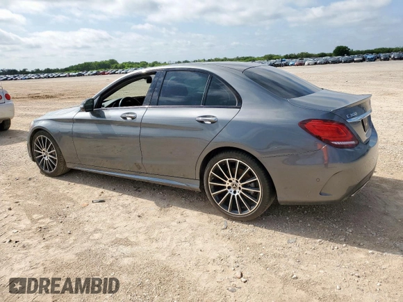 2020 Mercedes-Benz C 300 с VIN 55SWF8DB4LU325130, выставлен на аукционе Copart как лот 61168295 с пробегом 69 283 миль миль и Списание • Salvage title. История ставок и продаж доступна на DreamBid. Изображение 2.