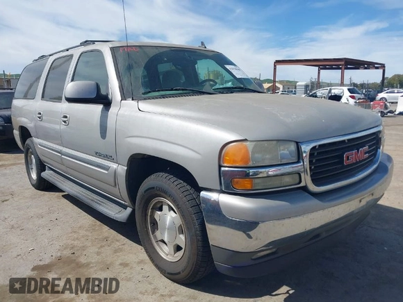 2006 GMC Yukon XL SLT with VIN 1GKEC16Z86J176813, listed as a IAAI auction lot 42018048 with 218,519 mi miles. Bid and sale history available at carsss.com. Image 1.
