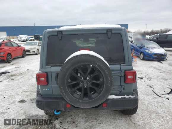 2024 Jeep Wrangler Sahara with VIN 1C4RJXP67RW229289, listed as a Copart auction lot 45551245 with 17,190 mi miles and Clean Title. Bid and sale history available at DreamBid. Image 6.