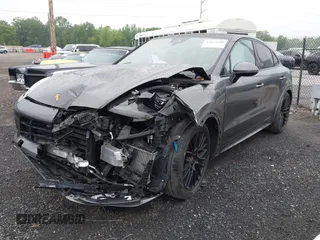2022 Porsche Cayenne GTS с VIN WP1BG2AY6NDA55863, выставлен на аукционе IAAI как лот 42053500 с пробегом 39 663 миль миль и . История ставок и продаж доступна на DreamBid. Изображение 17.