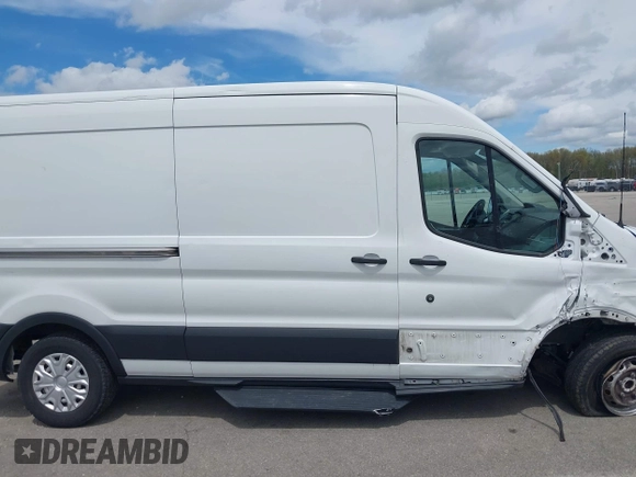 2019 Ford Transit with VIN 1FTYE2CM2KKB21876, listed as a IAAI auction lot 42026853 with Not provided miles and . Bid and sale history available at DreamBid. Image 13.