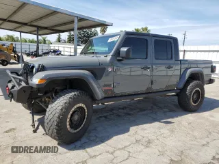 2021 Jeep Gladiator Willys with VIN 1C6HJTAGXML513684, listed as a Copart auction lot 49631835 with 34,998 mi miles and Salvage Title. Bid and sale history available at carsss.com. Image 1.