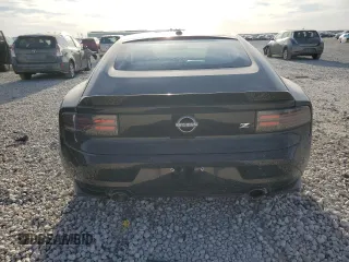 2024 Nissan Z Performance с VIN JN1BZ4BH3RM366584, выставлен на аукционе Copart как лот 49207535 с пробегом 4 936 миль миль и Списание • Salvage title. История ставок и продаж доступна на DreamBid. Изображение 6.