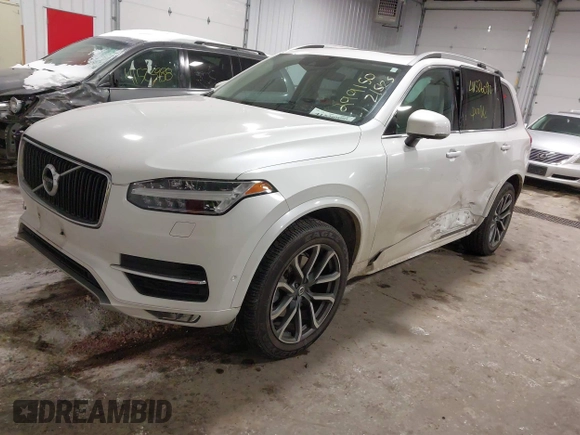 2016 Volvo XC90 T6 Momentum with VIN YV4A22PK6G1088555, listed as a IAAI auction lot 41526090 with 99,877 mi miles. Bid and sale history available at carsss.com. Image 17.
