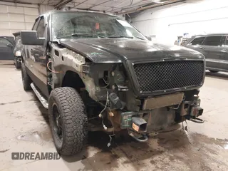 2006 Ford F-150 XLT with VIN 1FTPX14V66NB67190, listed as a IAAI auction lot 41152278 with 260,036 mi miles. Bid and sale history available at carsss.com. Image 6.