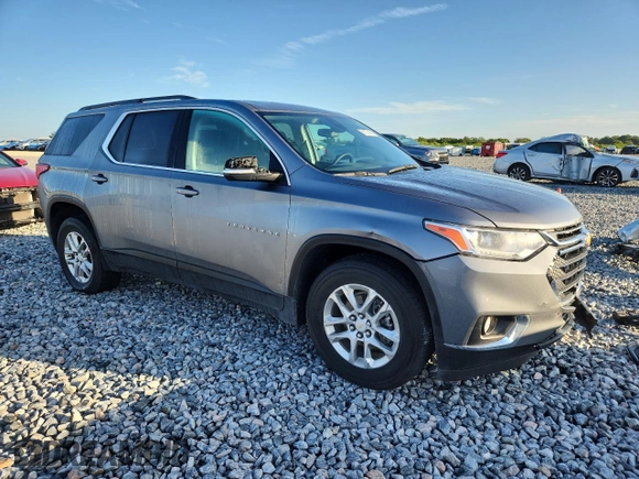 2021 Chevrolet Traverse LT Cloth with VIN 1GNERGKW5MJ238374, listed as a Copart auction lot 61079405 with 61,685 mi miles and Salvage title. Bid and sale history available at DreamBid. Image 4.