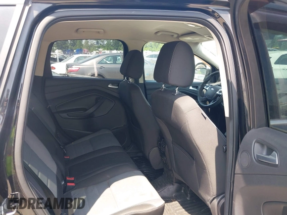2013 Ford Escape SE z VIN 1FMCU0GX1DUD55435, wystawiony jako IAAI lot #42575683 z przebiegiem 205 271 mil mil oraz . Historia ofert i sprzedaży dostępna na DreamBid. Obrazek 8.