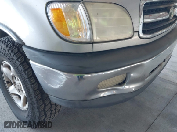 2001 Toyota Tundra SR5 with VIN 5TBRT34191S163739, listed as a IAAI auction lot 41964307 with 268,804 mi miles and . Bid and sale history available at DreamBid. Image 6.