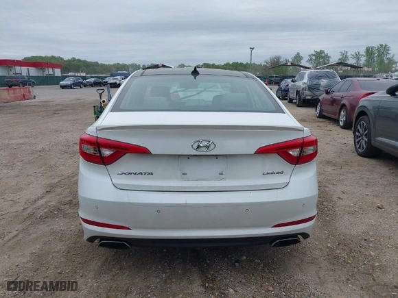 2016 Hyundai Sonata 2.4L Sport with VIN 5NPE34AF5GH300816, listed as a IAAI auction lot 42094577 with 94,621 mi miles. Bid and sale history available at carsss.com. Image 16.