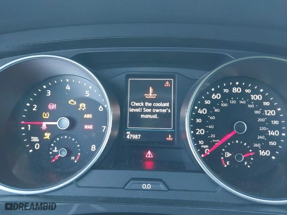2019 Volkswagen Tiguan S with VIN 3VV1B7AX4KM009210, listed as a IAAI auction lot 41864482 with 47,987 mi miles. Bid and sale history available at carsss.com. Image 7.