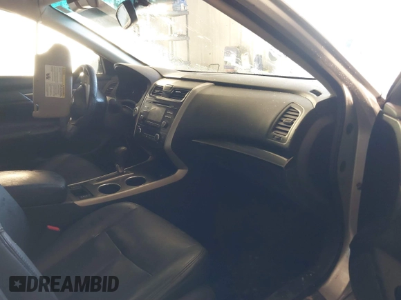 2014 Nissan Altima SL with VIN 1N4AL3AP6EN229713, listed as a IAAI auction lot 41389927 with 152,455 mi miles and . Bid and sale history available at DreamBid. Image 5.